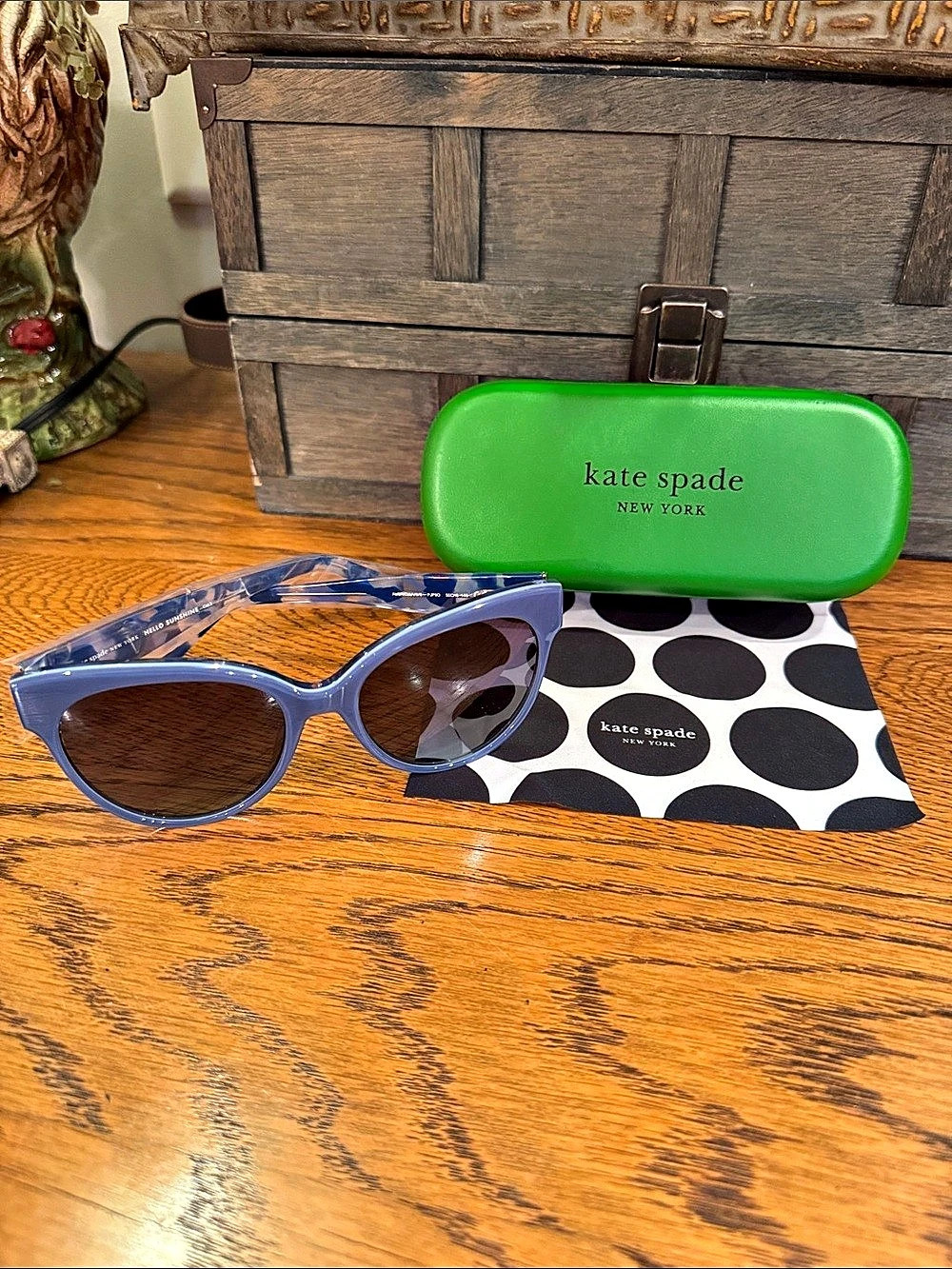 kate spade Hello Sunshine Blue Cat-Eye Sunglasses NWT